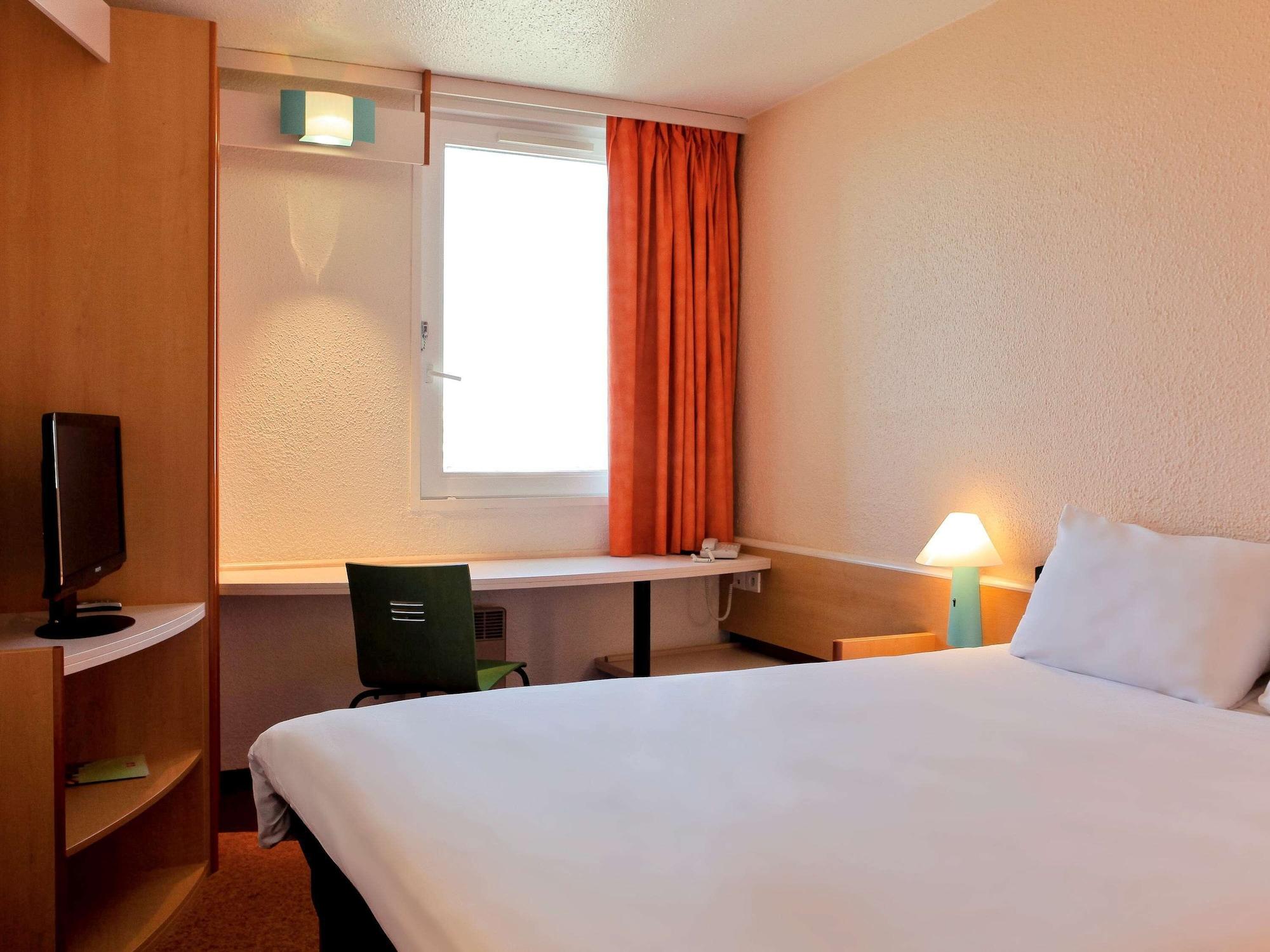 Ibis Lyon Est Bron Otel Dış mekan fotoğraf