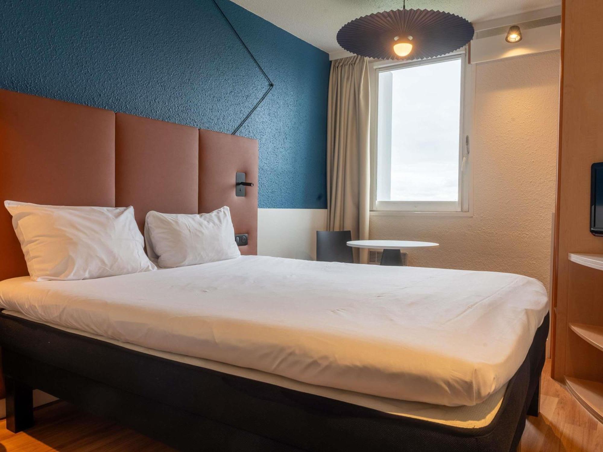 Ibis Lyon Est Bron Otel Dış mekan fotoğraf
