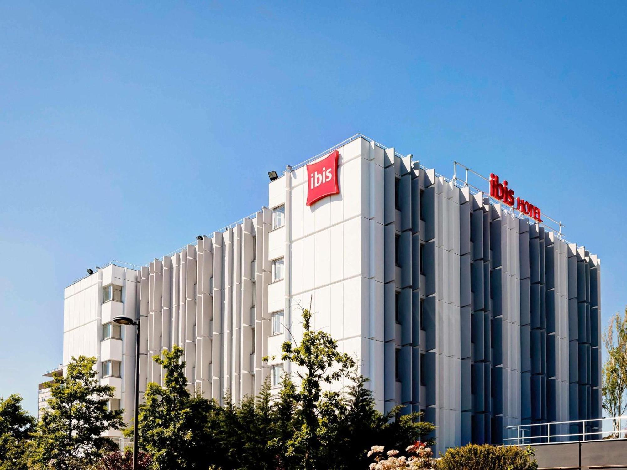 Ibis Lyon Est Bron Otel Dış mekan fotoğraf