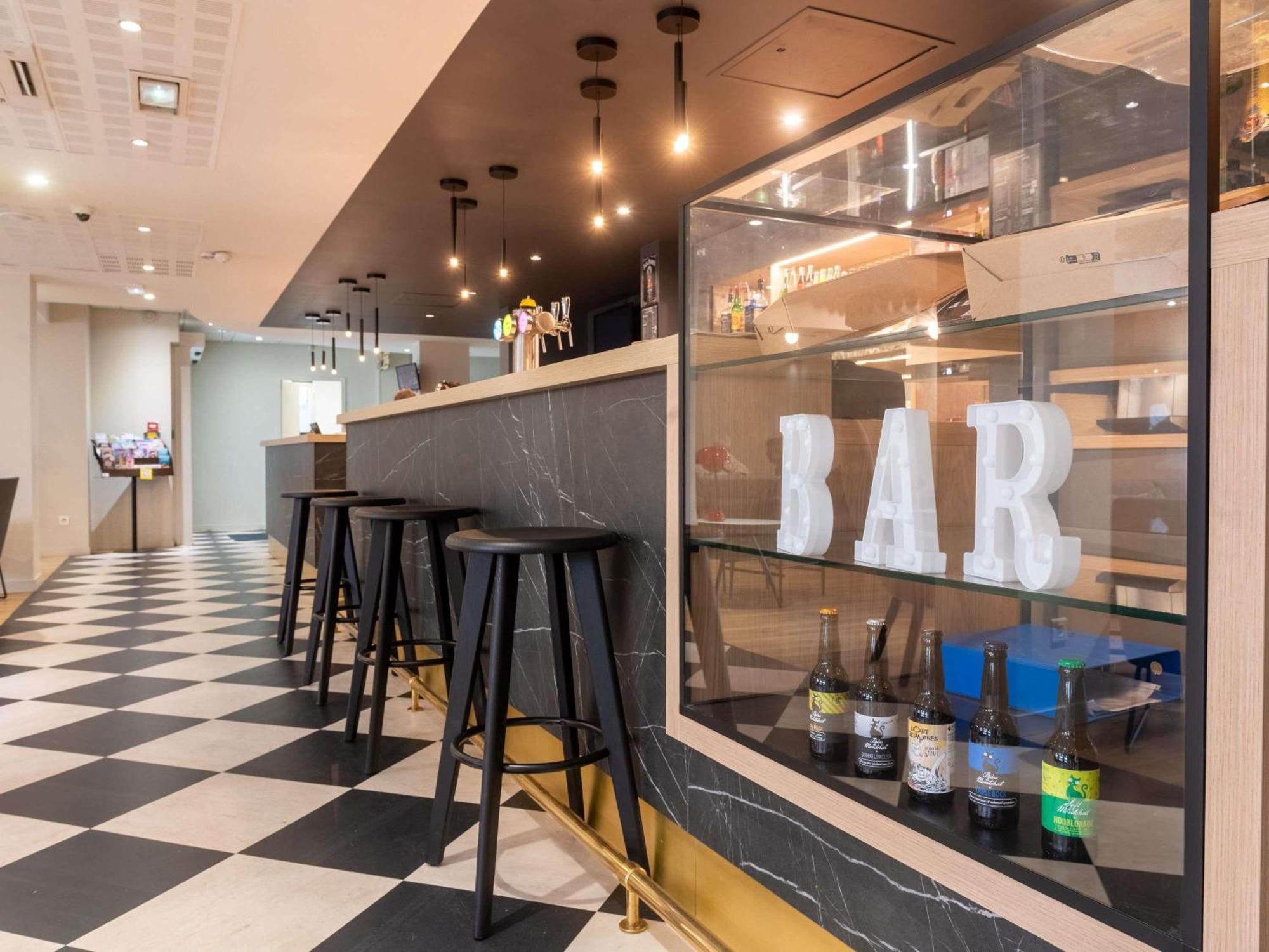 Ibis Lyon Est Bron Otel Dış mekan fotoğraf