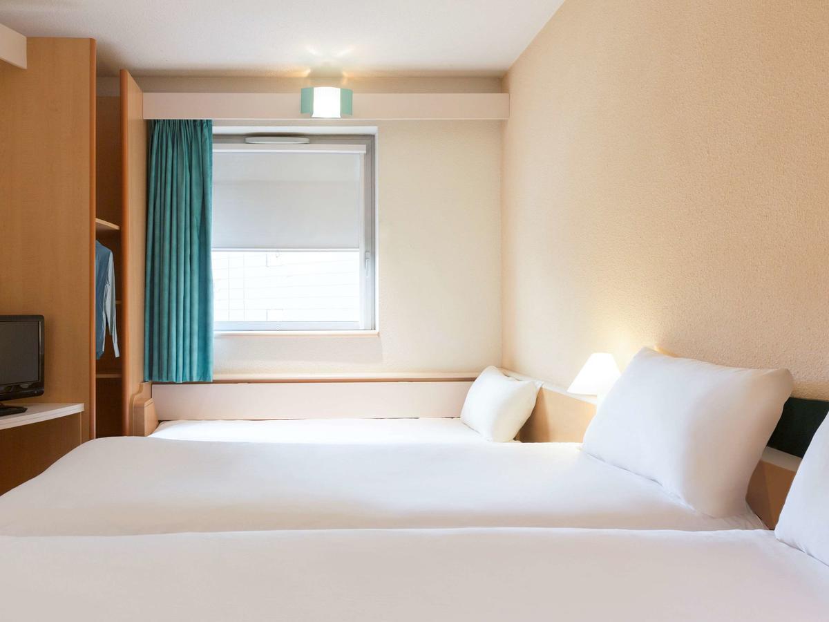 Ibis Lyon Est Bron Otel Dış mekan fotoğraf