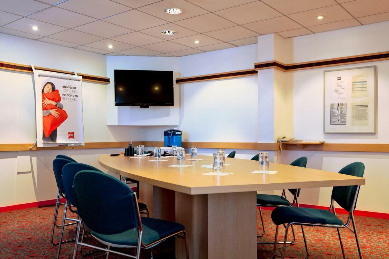 Ibis Lyon Est Bron Otel Dış mekan fotoğraf